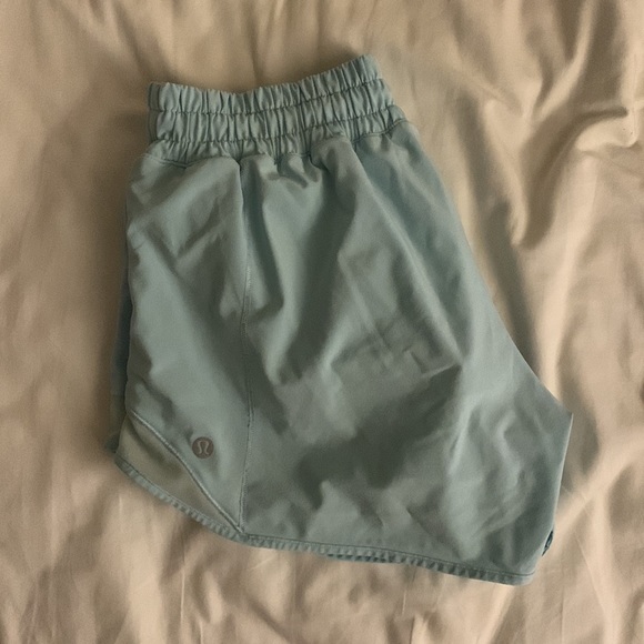 Lululemon Hotty Hot Shorts - Picture 3 of 3